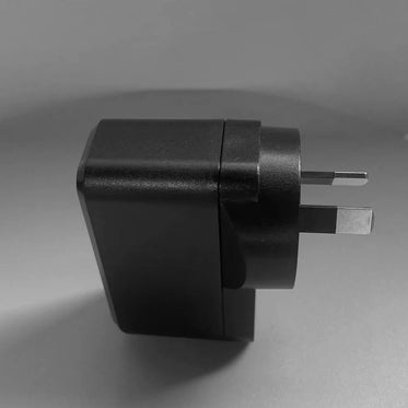 au-plug
